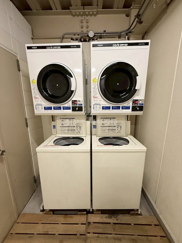 エスタイル中百舌鳥Ⅱ 便利なコインランドリー完備
