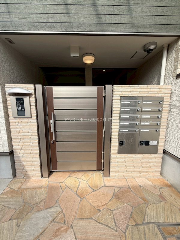 フジパレス百舌鳥本町Ⅴ番館 エントランス