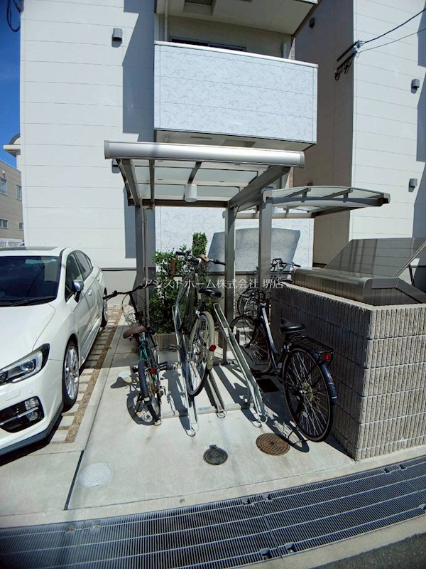 フジパレス鳳中町ノース 屋根付き駐輪場