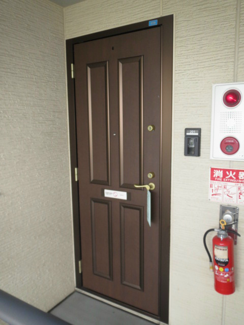 クローバーコート 玄関