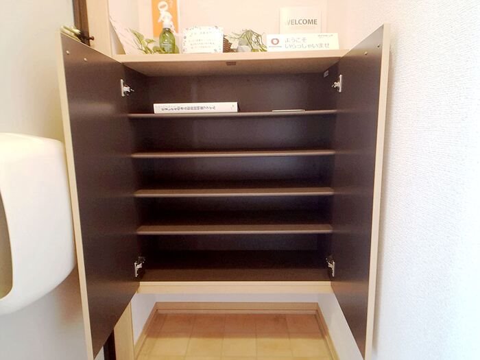 クローバーコート 収納