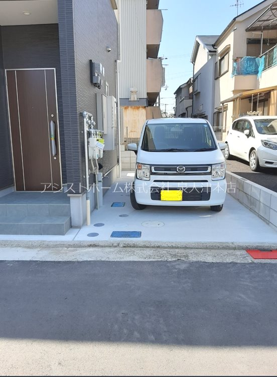 NテラスⅣ 駐車場