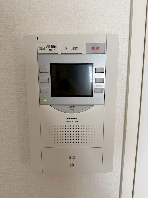 KMレジデンス堺東駅前 来訪者をカメラで確認できるので女性にも安心です