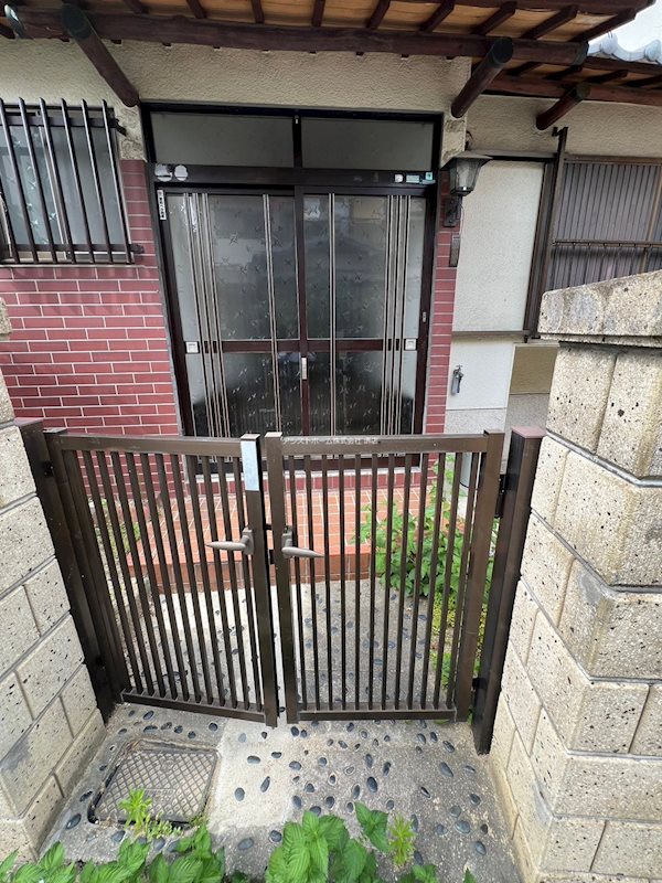 金岡町一戸建て(柴垣邸) エントランス