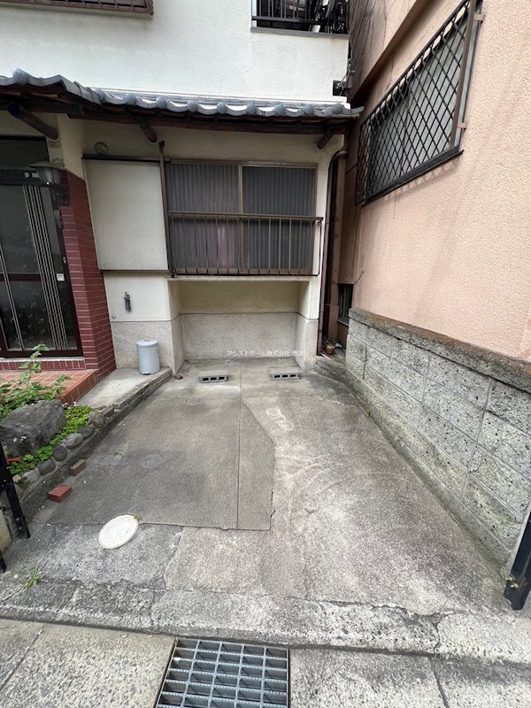 金岡町一戸建て(柴垣邸) 駐車場