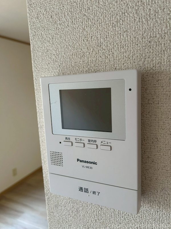 ヴェルドミール 来訪者をカメラで確認できるので女性の方にも安心