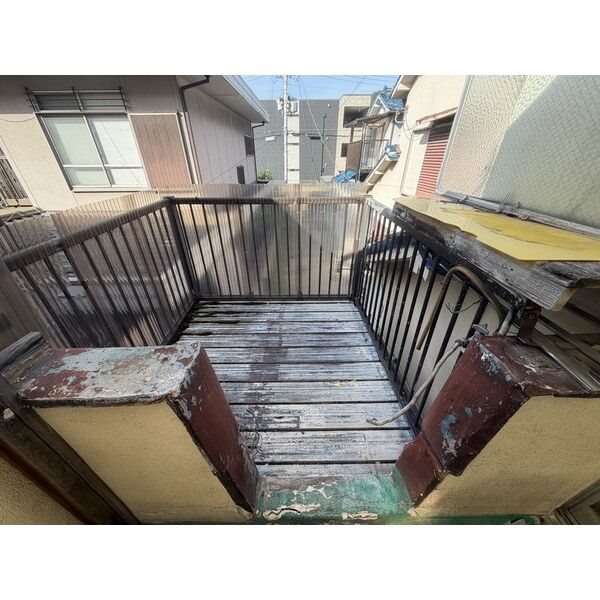 泉大津市千原町2丁目戸建 ベランダ