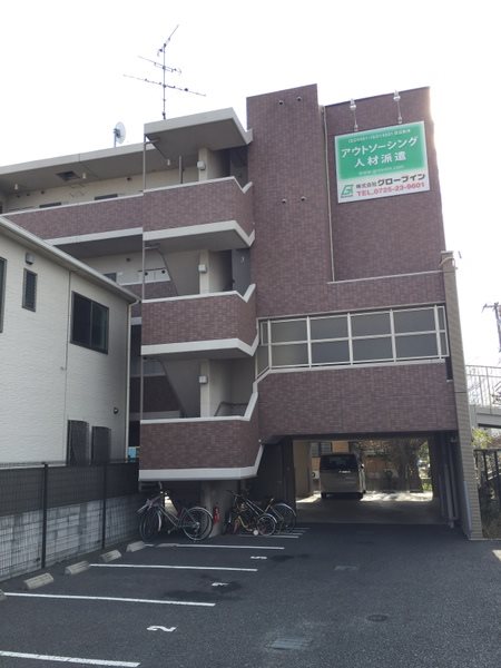 フォレストインサイドV 屋外駐車場