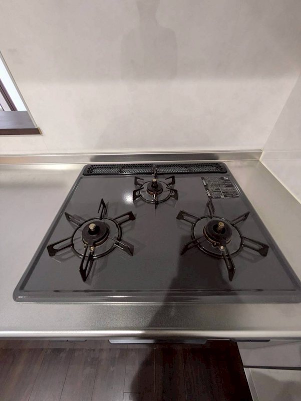 レーヴメゾン羽衣 ３口ガスコンロ