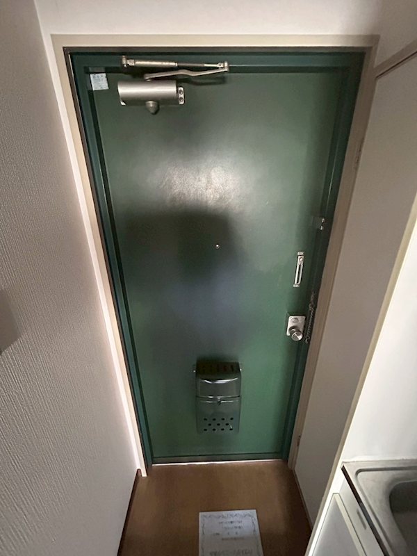 ラフォーレ助松 玄関
