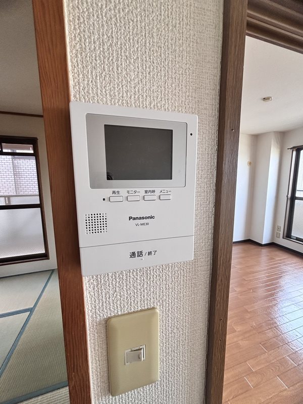 ルミエールマゴジⅣ モニター付きインターホン