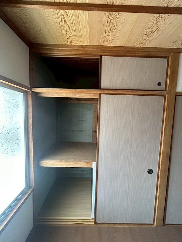 和泉市上代町戸建て 押し入れ
