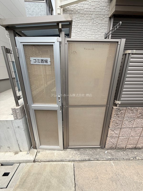 さくらコーポ百舌鳥 24時間ゴミ捨て可能