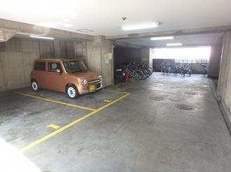 リュウパレス  駐車場
