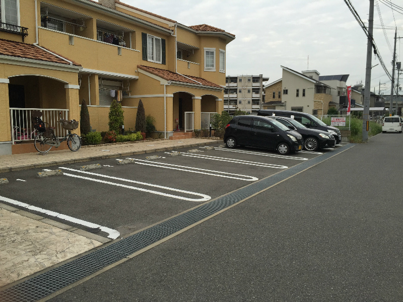 サニーストリート 駐車場