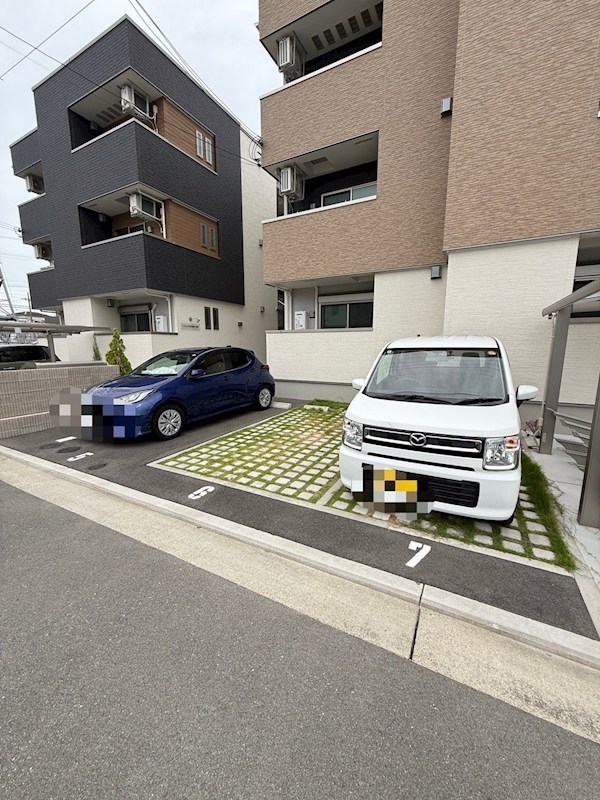 フジパレス百舌鳥駅南Ⅱ番館 駐車場