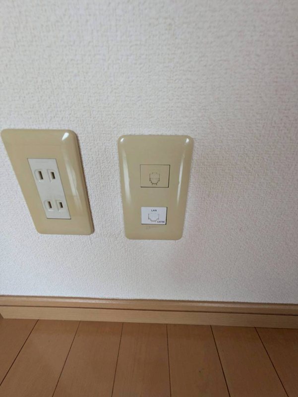 アンプルールフェール ルミエール富木 嬉しいネット無料♪