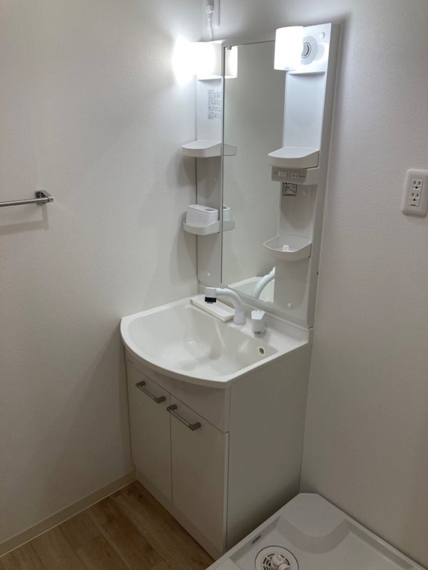 フジパレス助松町ノース シャワー付き洗面化粧台☆