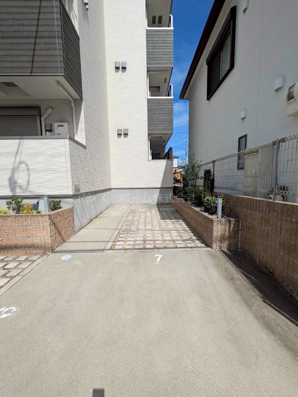 フジパレス鳳駅西Ⅲ番館 駐車場