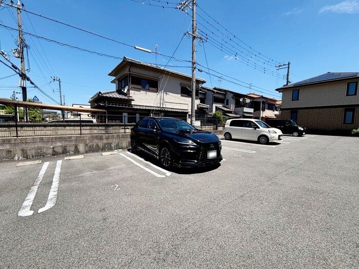 グリュックハイム 駐車場