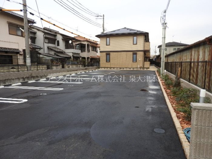 グリュックハイム 駐車場