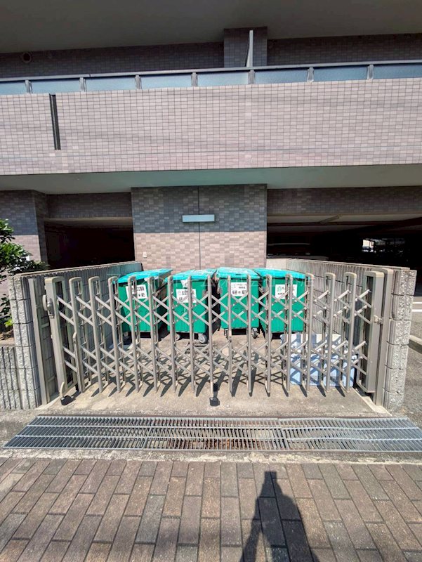 フローラ南館 24時間ゴミ捨て可能