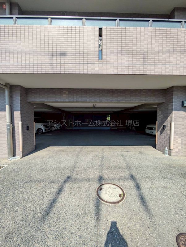 フローラ南館 駐車場