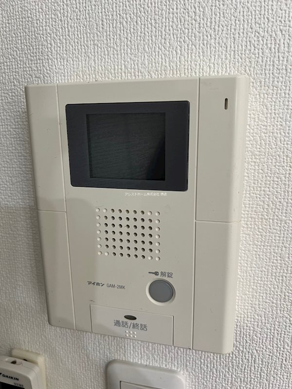 シュクル堺  来訪者をカメラで確認できます