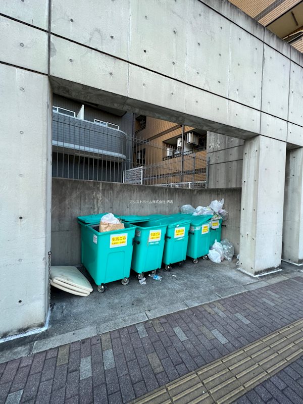 ボン・シェール堺  24時間ゴミ捨て可能