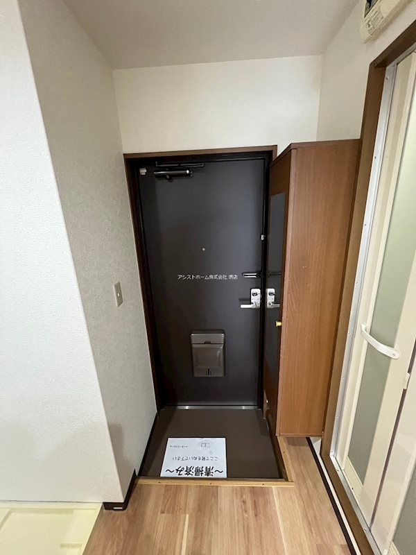 コルソカーサ 玄関