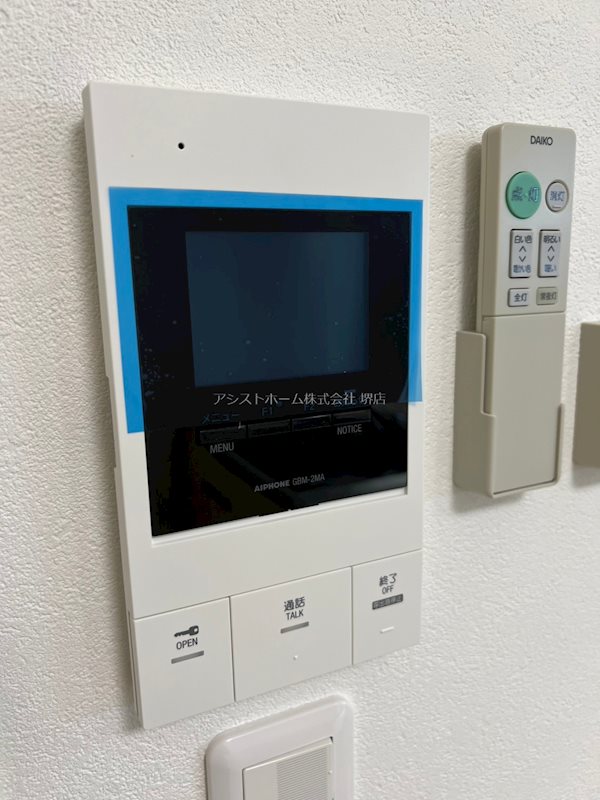 フジパレス堺三国ヶ丘Ⅴ番館 来訪者をカメラで確認できます