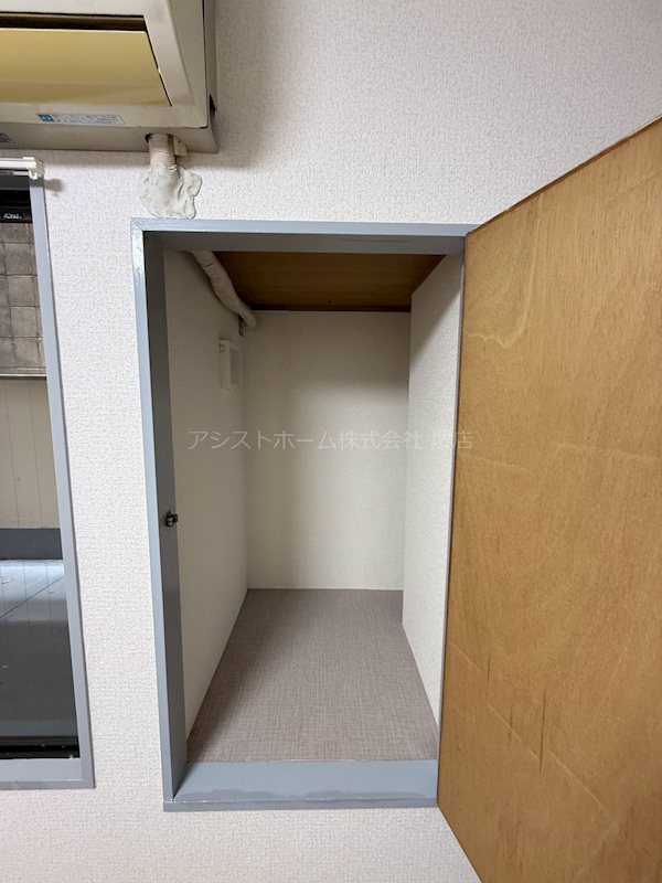 シャンクレール御陵前 収納