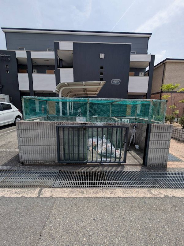 フジパレスフォーゲルⅠ番館 24時間ゴミ捨て可能