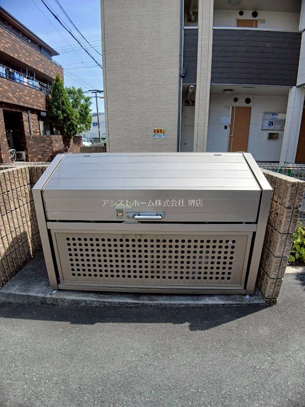 フジパレス堺鳳中１番館 24時間ごみ捨て可能