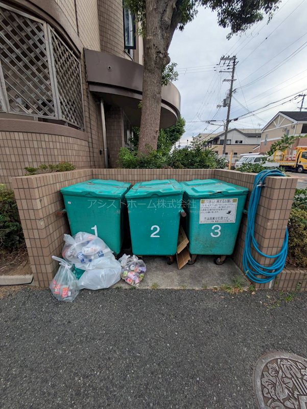 ベルローゼ浜寺 24時間ゴミ捨て可能