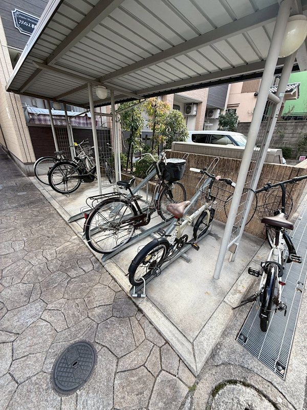 フジパレス堺香ヶ丘サウス 屋根付き駐輪場